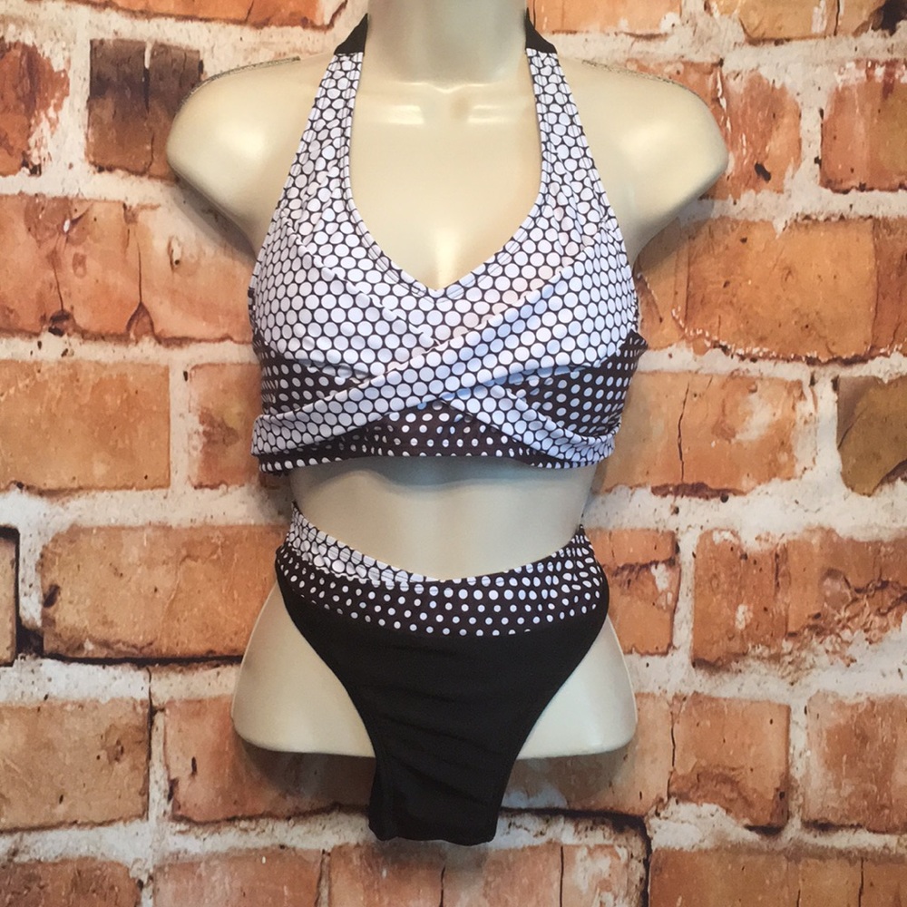 2pc Black White Bikini XL NWOT